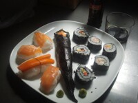 Poliou's Sushi Plate