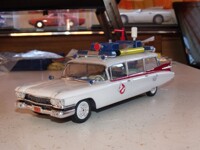 The Real Ghostbusters Ecto-1 ModelCustom