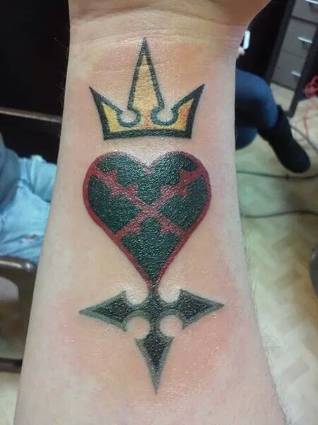 kingdom hearts crown tattoo