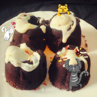 Kittens want cakes