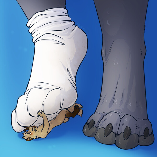 He can't get enough of sniffing that dirty sweaty footpaw. 
