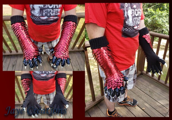 scale mail gauntlets with claws