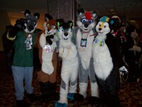 Everybody say cheese......head.