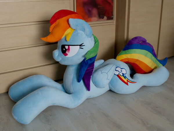 life size rainbow dash