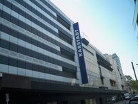 Closing department store 02
