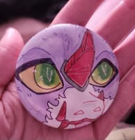 Idris button pin