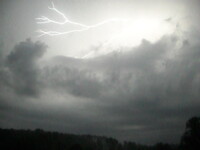 That Lightning be Creeping 