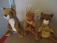 Three roos