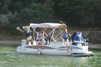 Fc picnic 2012 - IM ON A BOAT...3!