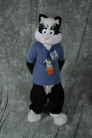 Hypr giving his innocent pose