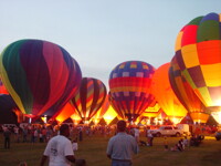 Balloon glow by Khimera13