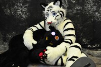 Smexiest snuggles EVER!
