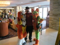 MFF 2012 pic 21:Glow Sticks, Felony_Boat and some person
